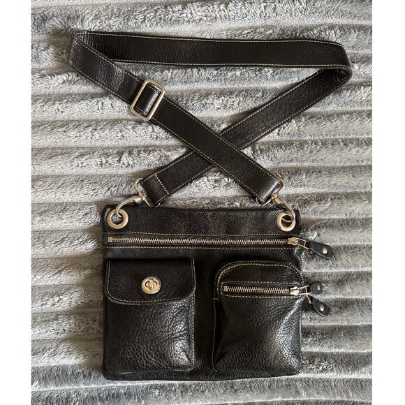 Roots Canada Village Crossbody Bag – Black Pebbled Genuine Leather - Picture 1 of 15